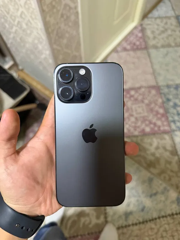 iPhone 14 Pro Max 1
