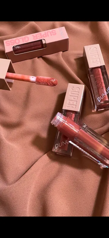 Super Gloss blesk pamada 3 Super Gloss blesk pamada 3