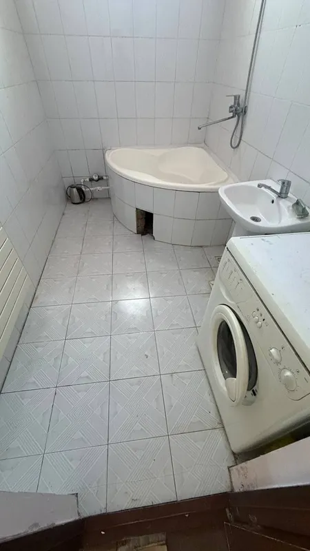 Янги Хает р-н Фуд Сити Продается дом 6 соток 8