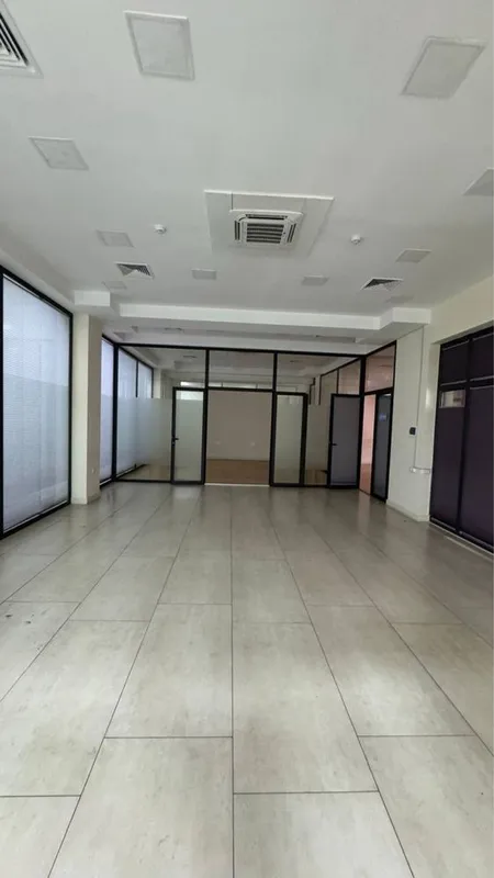 Аренда Евро офис Ор-р: метро Айбек 225м2 2