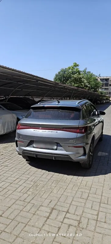 BYD e2 Ofetsialniy Luxery 405 km Электромобил — фото 4