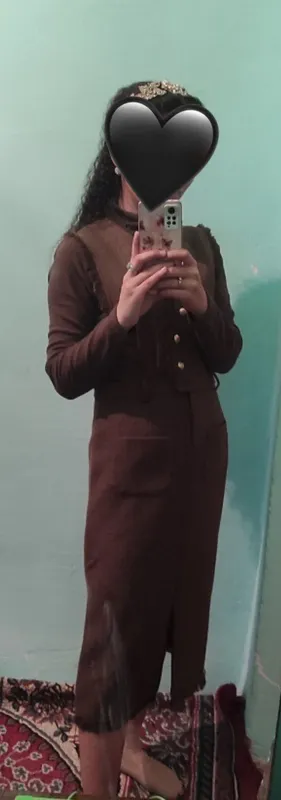 Sarafan sotiladi