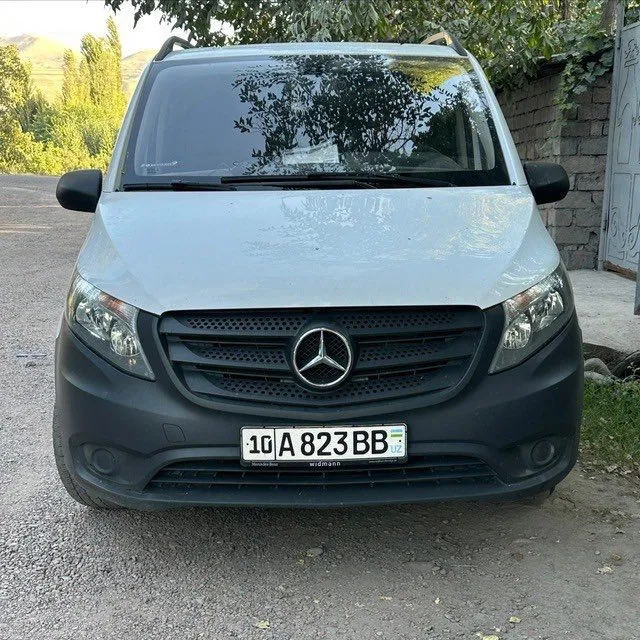 Mercedes benz.