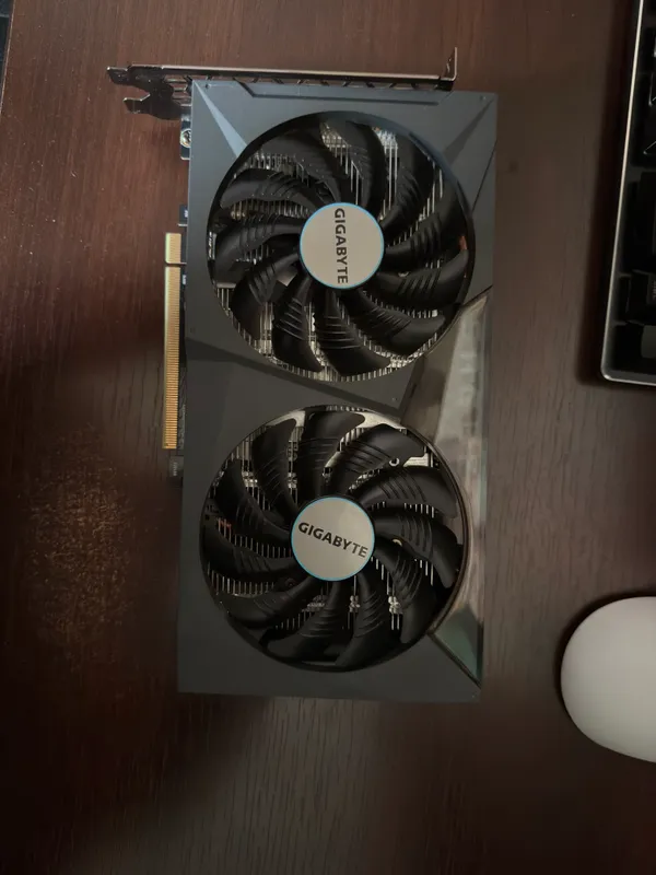 Видеокарта Gigabyte RTX 3050 Eagle 8GB — фото 4