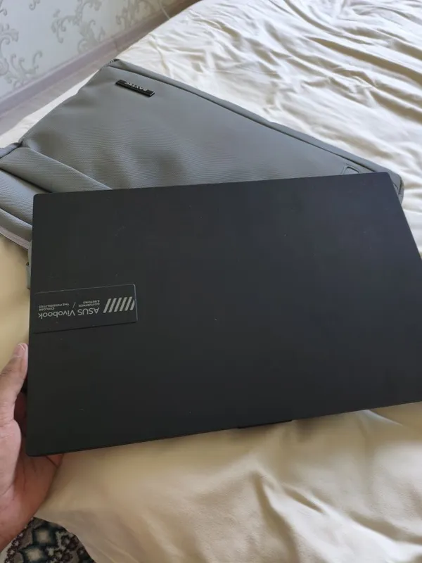 Asus vivobook sotiladi 4 Asus vivobook sotiladi 4