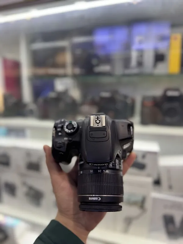 Canon 700 D + 18-55 mm is stm — фото 1