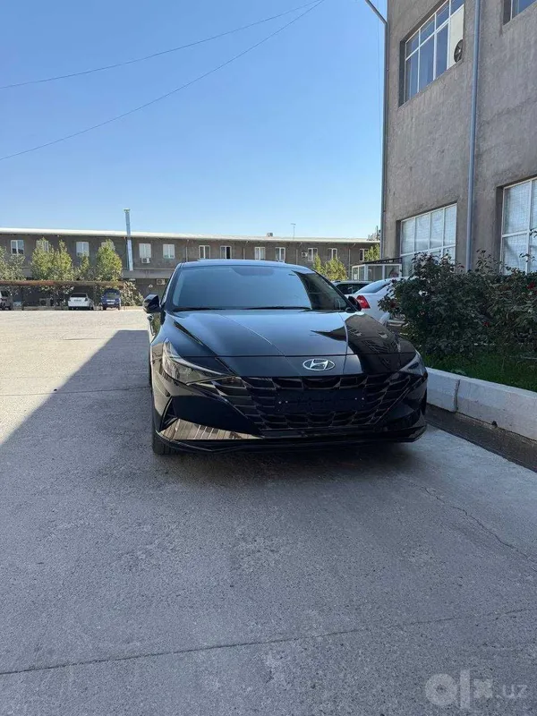 Чёрная Elantra 1.6 л, люкс 1 Чёрная Elantra 1.6 л, люкс 1