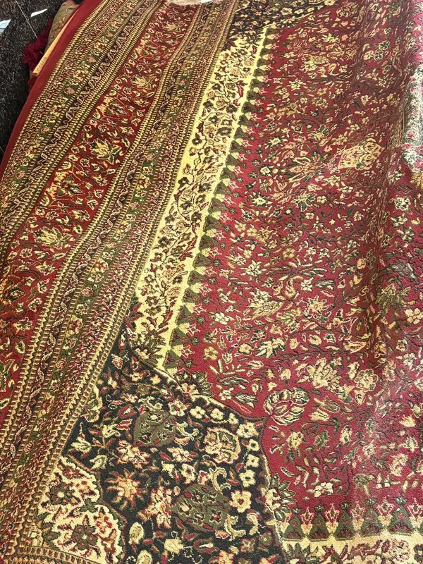 Gilam b/u razmer 4*5 xolati yaxshi — фото 1