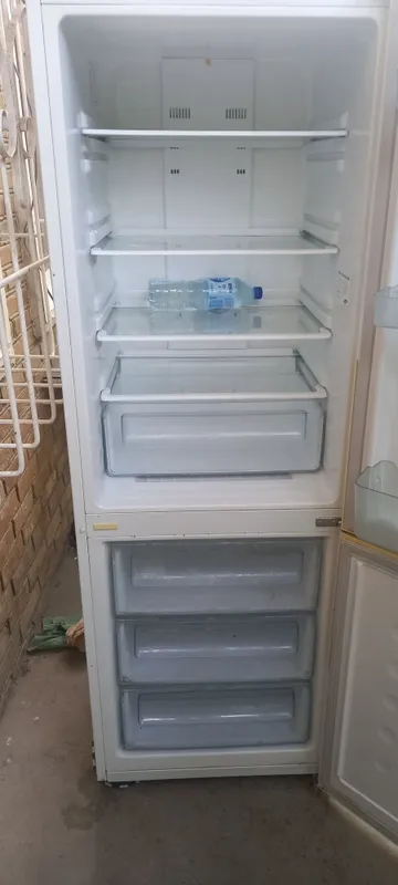 Продаю холодильник Samsung — фото 2