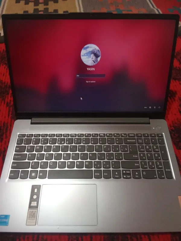 Lenovo IdeaPad Slim 3 Core i3 13-gen 2
