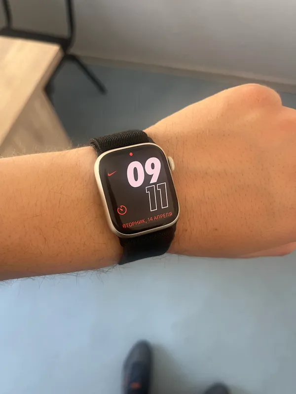 Apple Watch Series 8 41mm в идеальном состоянии 1 Apple Watch Series 8 41mm в идеальном состоянии 1