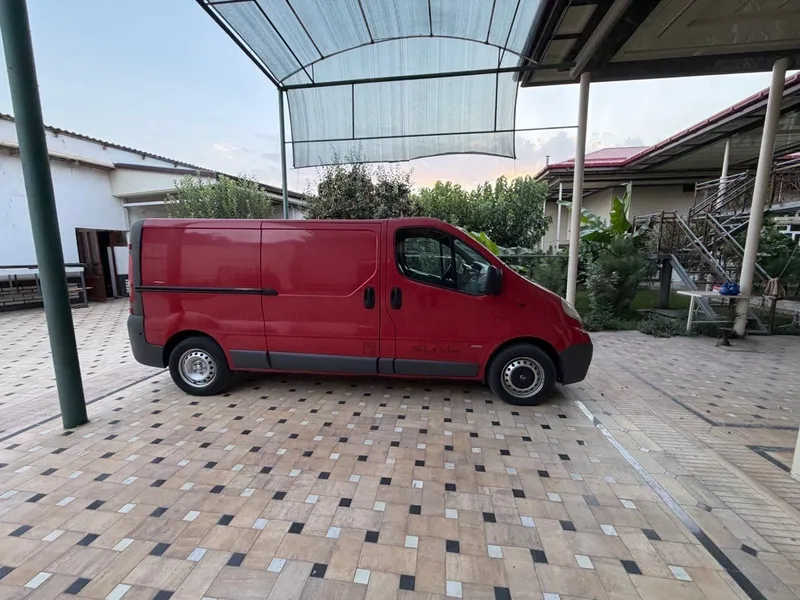 Продаётся Opel Vivaro в идеальном состоянии 1