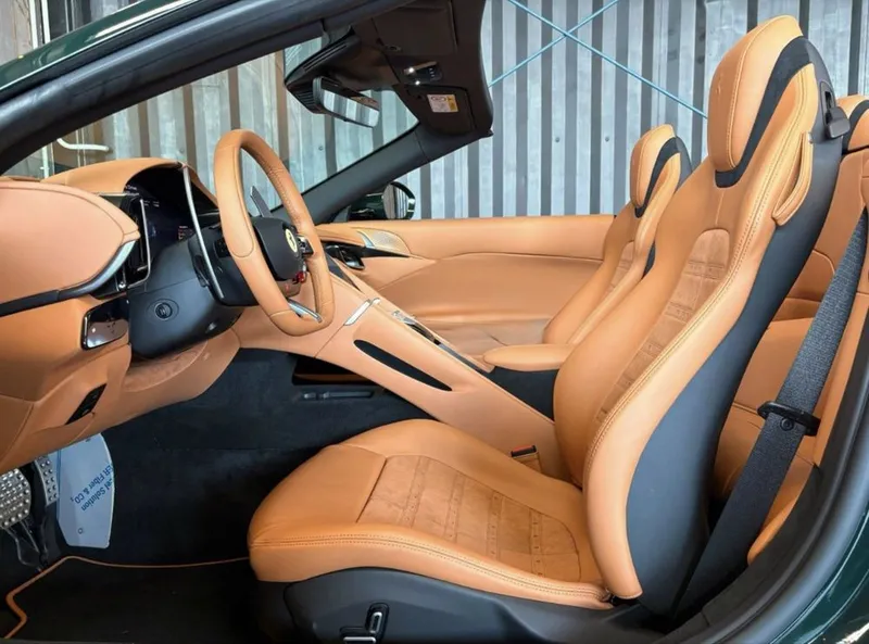 Ferrari Roma Spider 2026 7
