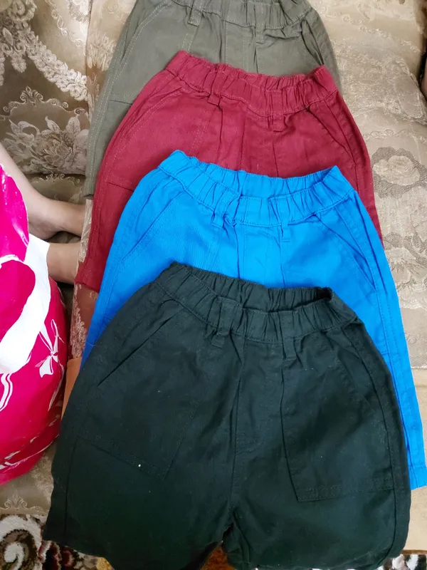 shortikla 3, 4 yoshga 4 hil rangda bor 1 shortikla 3, 4 yoshga 4 hil rangda bor 1