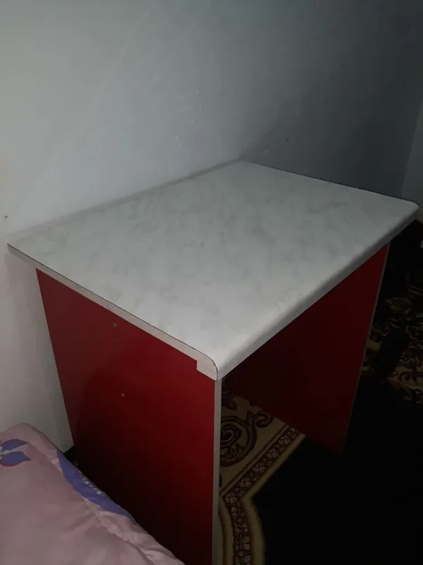 Кампютрни стол холати зур