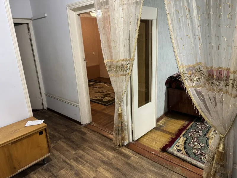 Сдается в аренду 2-комнатная квартира (6/4), кирпичный дом, московский проект, 1 этаж, только семье 3 Сдается в аренду 2-комнатная квартира (6/4), кирпичный дом, московский проект, 1 этаж, только семье 3