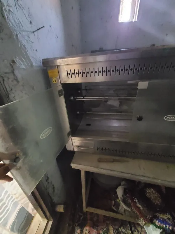 Gril aparat. 15 ta tovuq ketadi 5 Gril aparat. 15 ta tovuq ketadi 5