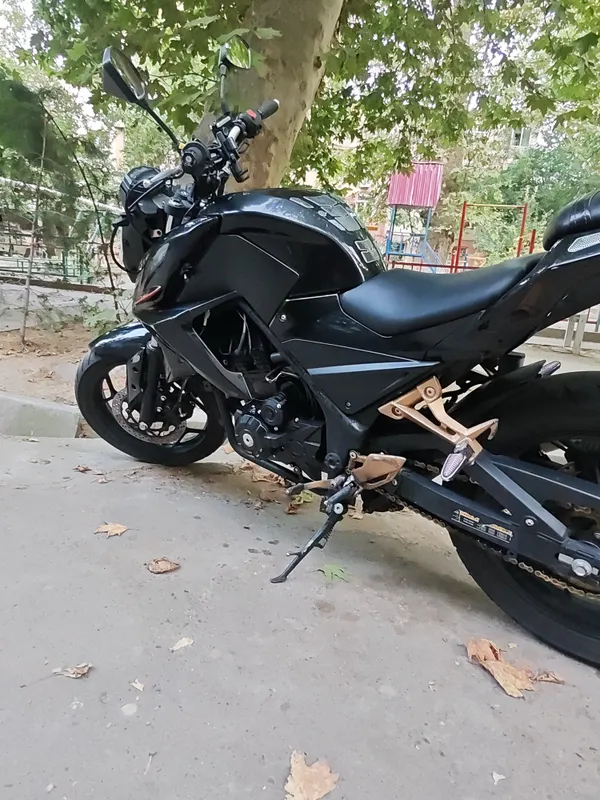 Hurricane 400 cc Стрит — Двухцилиндровый зверь! 5