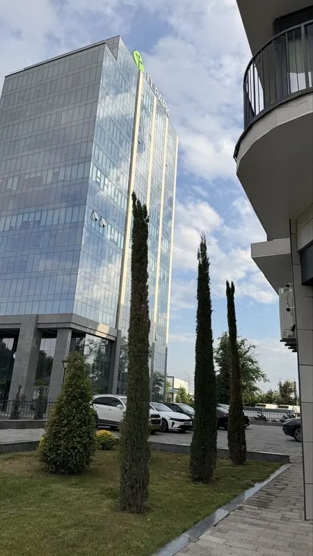 Аренда It-park Махтумкули вдоль дороги кафе, ресторан, бутик