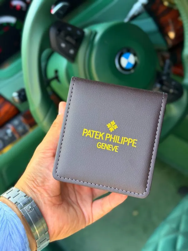 Patek Philippe Nautilus — Chronograph Style 6 Patek Philippe Nautilus — Chronograph Style 6
