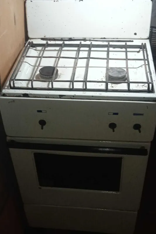 Газ плита . Икталик .