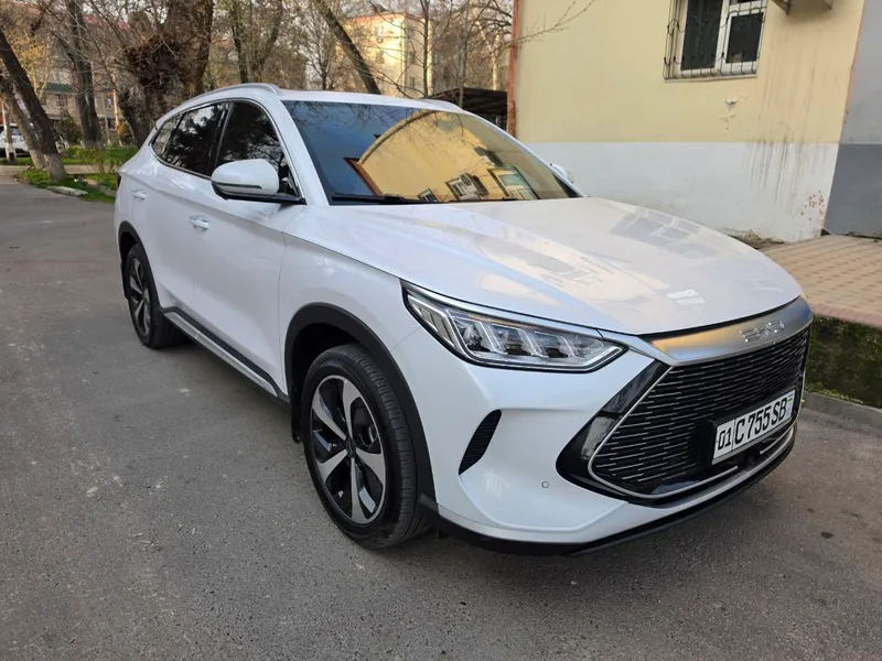 BYD SONG PLUS DM-i - гибрид