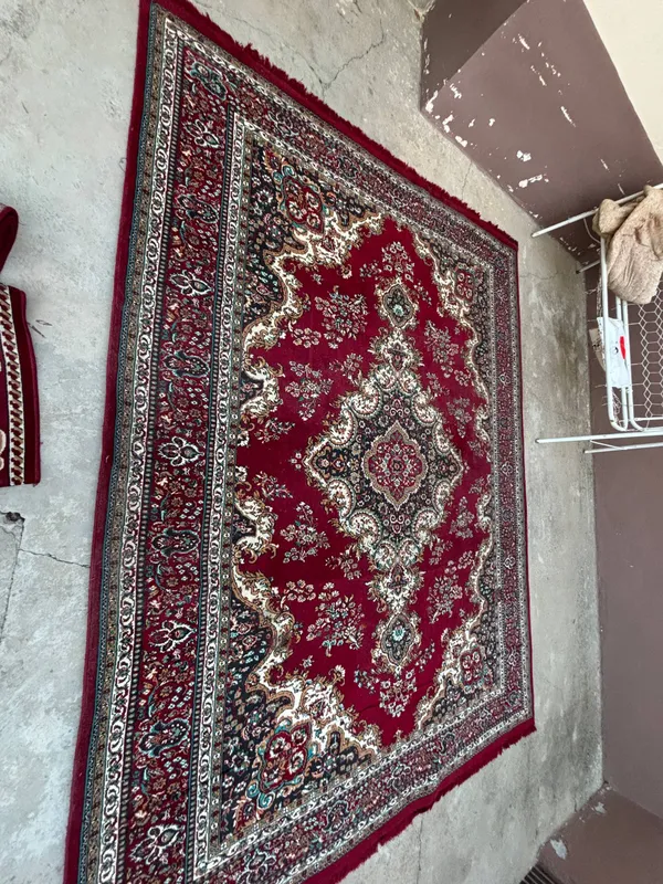 Gilam razmer 3,5 x 4,5 yahshi holati 2 Gilam razmer 3,5 x 4,5 yahshi holati 2
