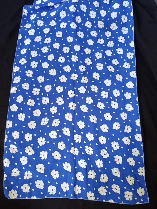 sharf, hijoblilarga eni kichkinalik qiladi