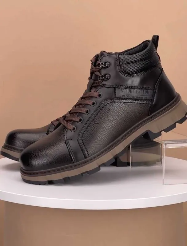 Новый. Коричневые зимние сапоги 42-43р. Натуральная кожа, шерсть