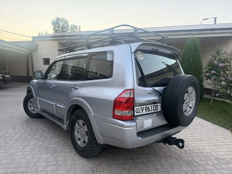 Продам Pajero 3 2006.родная краска 5