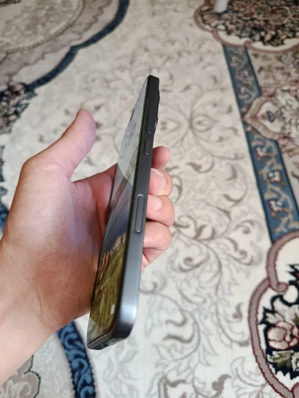obmen Honor 400 lite 256\8 gb 5 G — фото 1