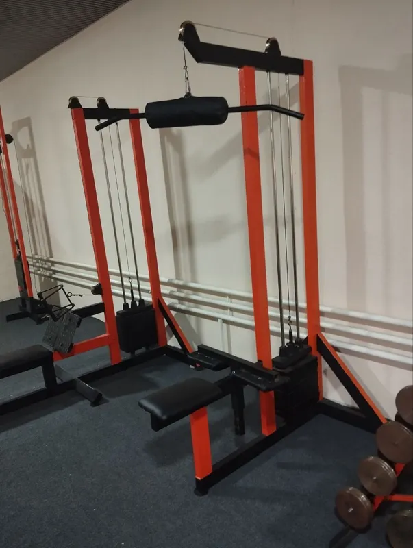 Trinajorni zal gantel kachka zali sport zal fitnis zal — фото 1