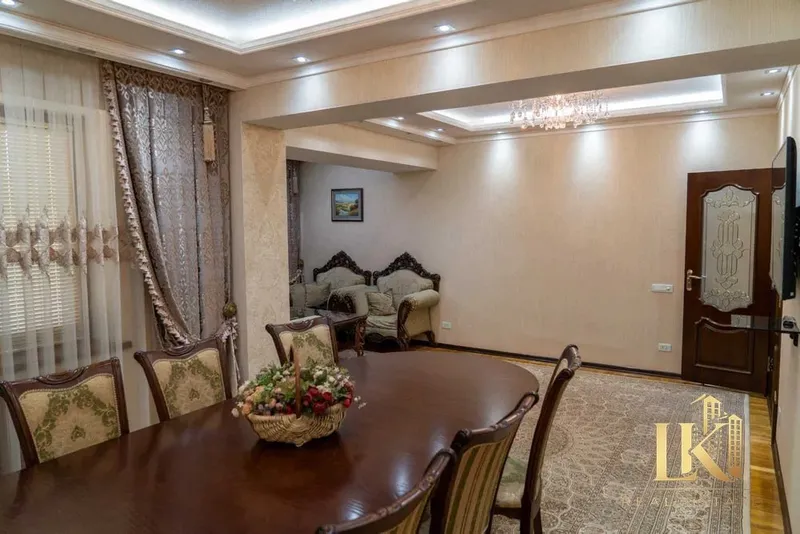 Продаётся 3-комнатная квартира 120 м² с ремонтом, Мирабадский район (ориентир: Госпитальный рынок) 1
