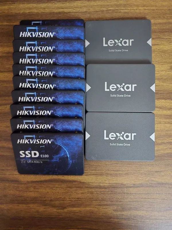 10ta SSD Hikvision 512gb — фото 1