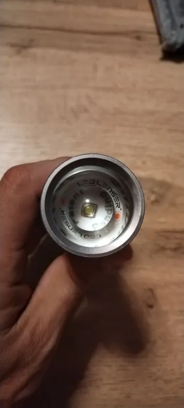 Светодиодный ручной LED фонарь Lenser M7R 3