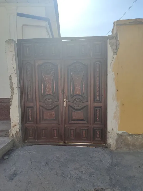Ховли уй сотилади