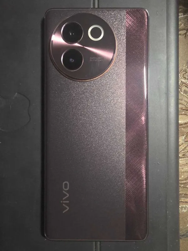 vivo v 30 e 5 G 8+8 оперативная память. 256 основная память. 1 vivo v 30 e 5 G 8+8 оперативная память. 256 основная память. 1