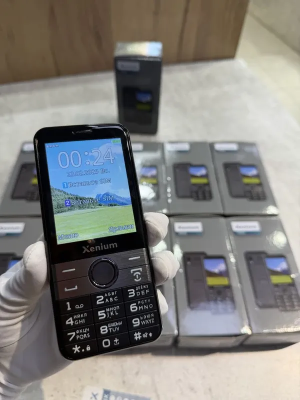 Xenium X800 ( Philips E580 ) ORIGINAL 4