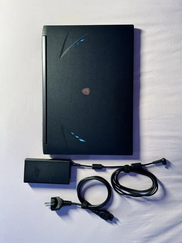 Игровой Ноутбук Hasee Z7M-CT7NA 3 Игровой Ноутбук Hasee Z7M-CT7NA 3