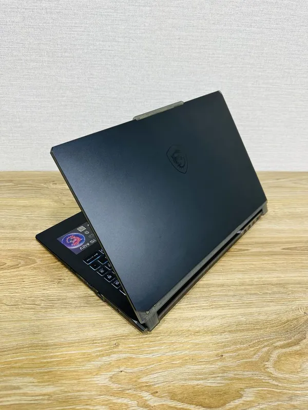 MSI CYBORG Core i5-12Gen/16/512/RTX4050-6GB Как Новый с Гарантией 3 MSI CYBORG Core i5-12Gen/16/512/RTX4050-6GB Как Новый с Гарантией 3