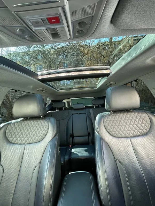 Hyundai santafe 2020 yil, 70 min probek eng fulli kraskasi toza 8 Hyundai santafe 2020 yil, 70 min probek eng fulli kraskasi toza 8