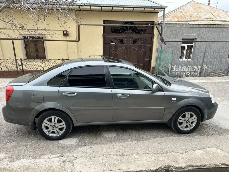 Lacetti 1.6 avtomat 2013 4