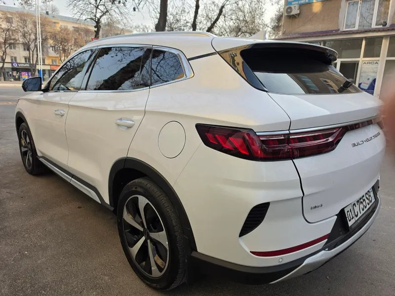 BYD SONG PLUS DM-i - гибрид — фото 3