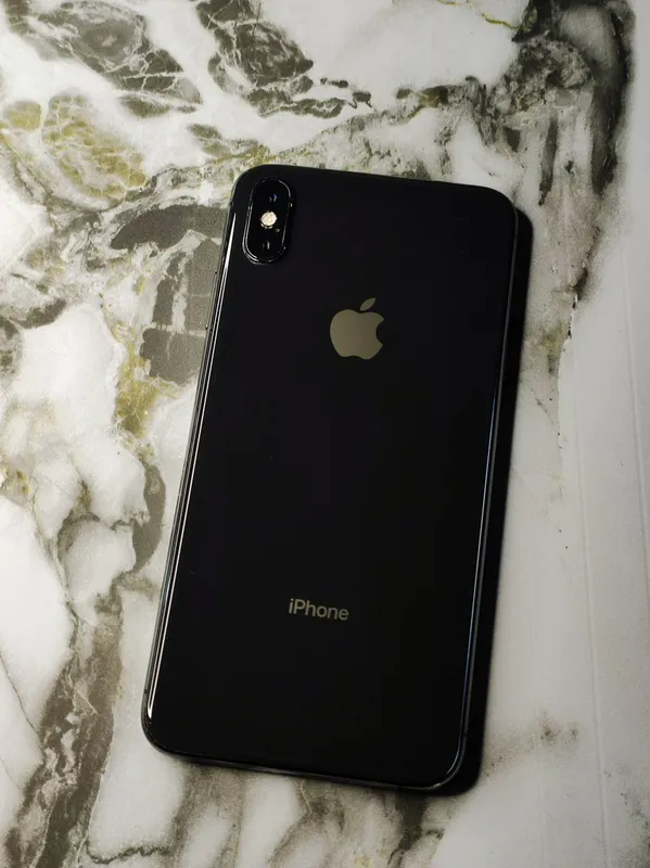 iPhone Xs