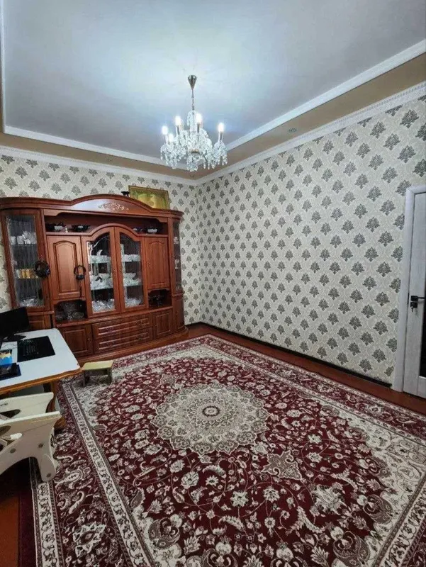 Uy sotiladi (tezkor), Продается дом (срочно)