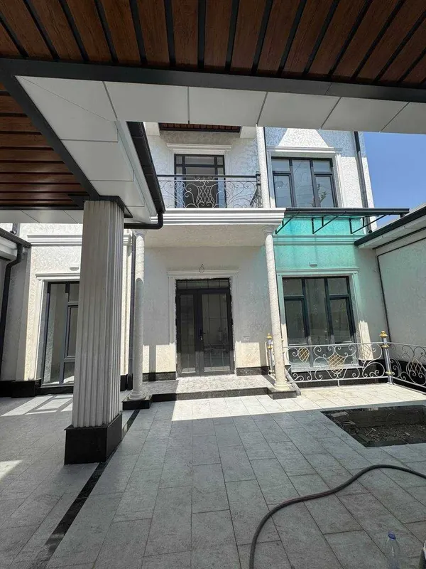 Sergeli Xonabod Beruniy mahalla 2 qavat 6 xonali yevro kotej sotaman 1