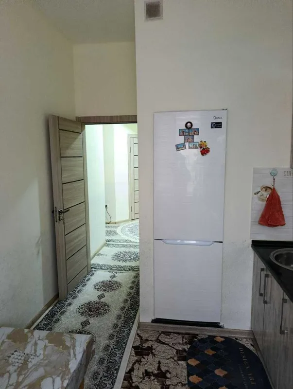 3 хоналик квартира 1 кават кирпичный дом, 7 микр, узбегим 7 3 хоналик квартира 1 кават кирпичный дом, 7 микр, узбегим 7