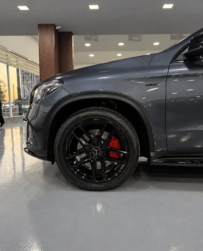 Mersedes Benz GLE 43 AMG Coupe 4Matic 7 Mersedes Benz GLE 43 AMG Coupe 4Matic 7