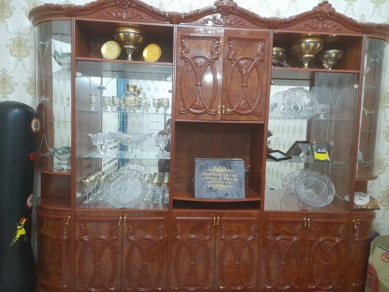 Сервант 2 Сервант 2