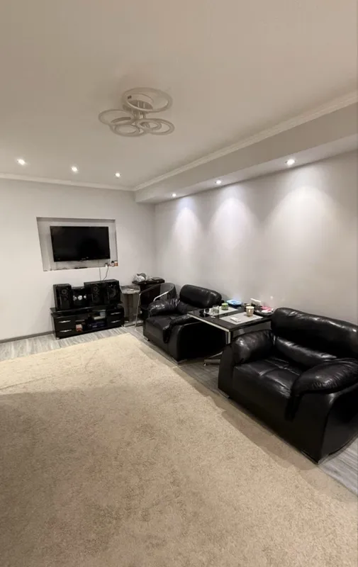 2 xonali kvartira sotiladi, 65 m² 4